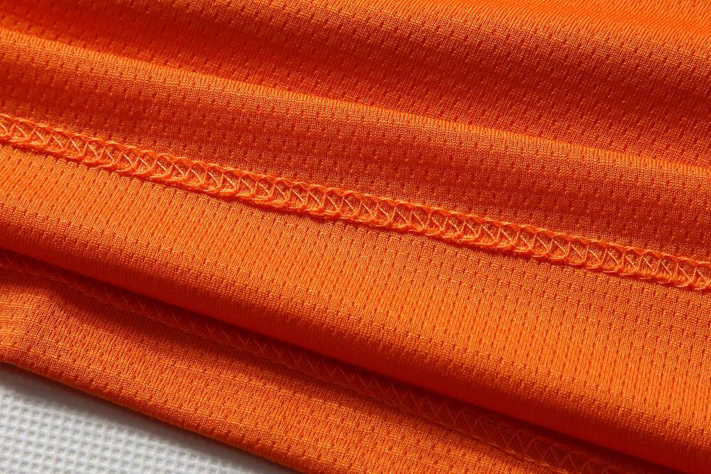 修身運(yùn)動(dòng)短袖 舒適透氣跑步訓(xùn)練速干T恤細(xì)節(jié)展示