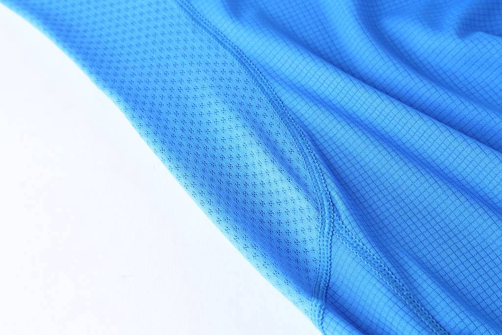 圓領T恤 新款速干T恤3D藍色細節(jié)展示