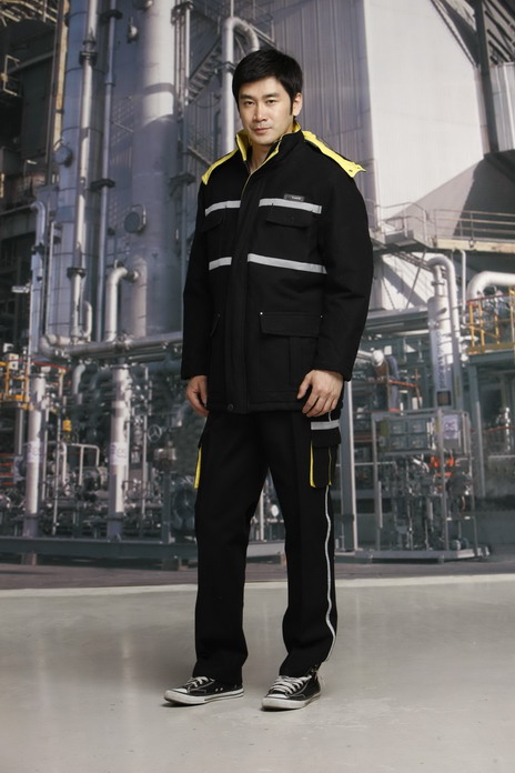 勞保服的重要性，與工作服一樣嗎